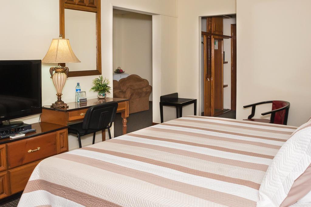 Hotel Tropico Inn San Miguel Zewnętrze zdjęcie