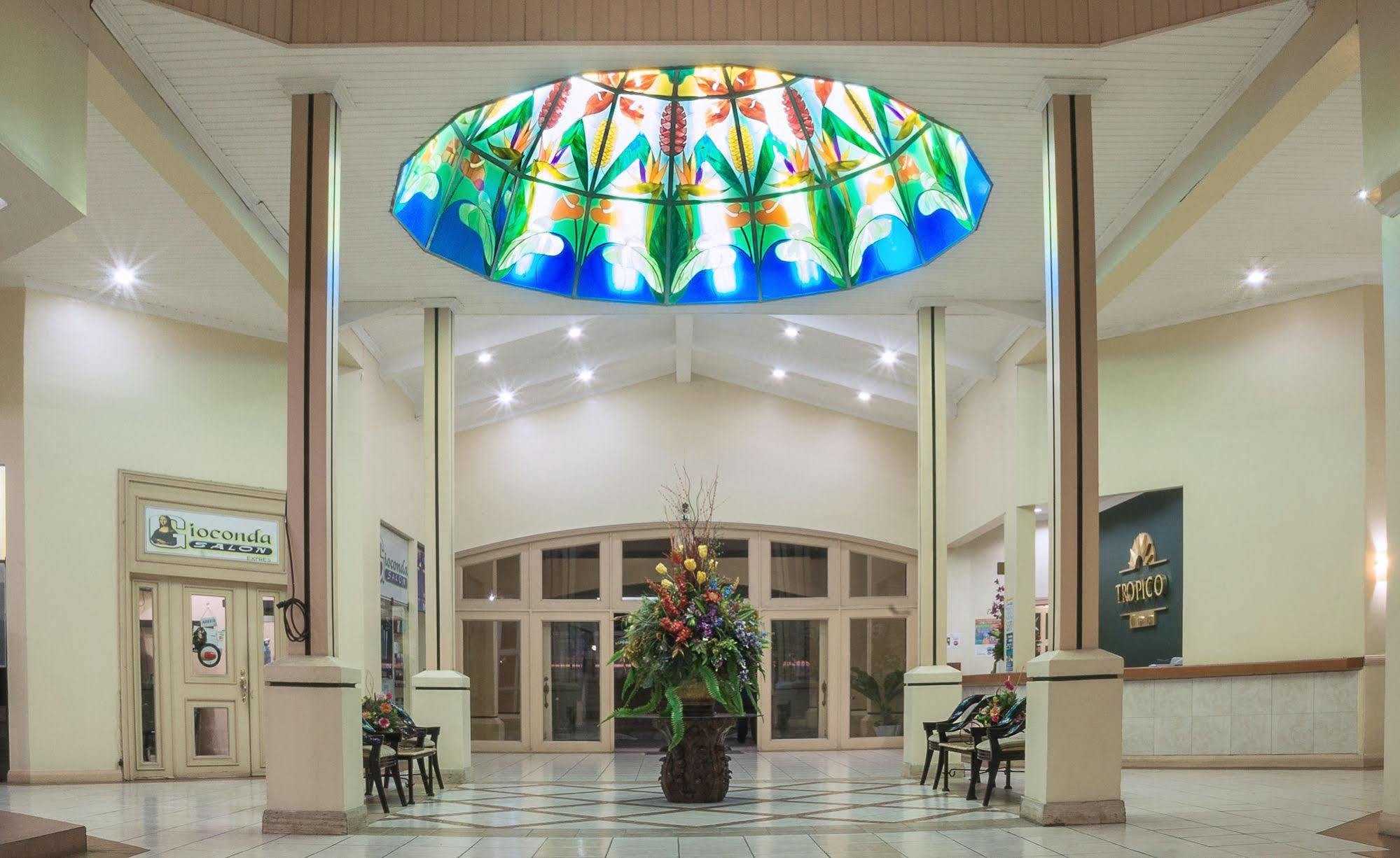 Hotel Tropico Inn San Miguel Zewnętrze zdjęcie