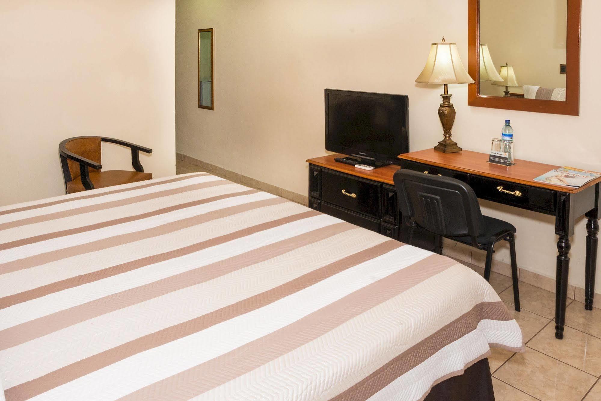 Hotel Tropico Inn San Miguel Zewnętrze zdjęcie